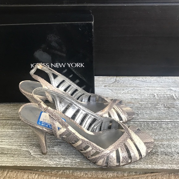 ⭐️ NWT Jones New York Heels - Picture 4 of 6